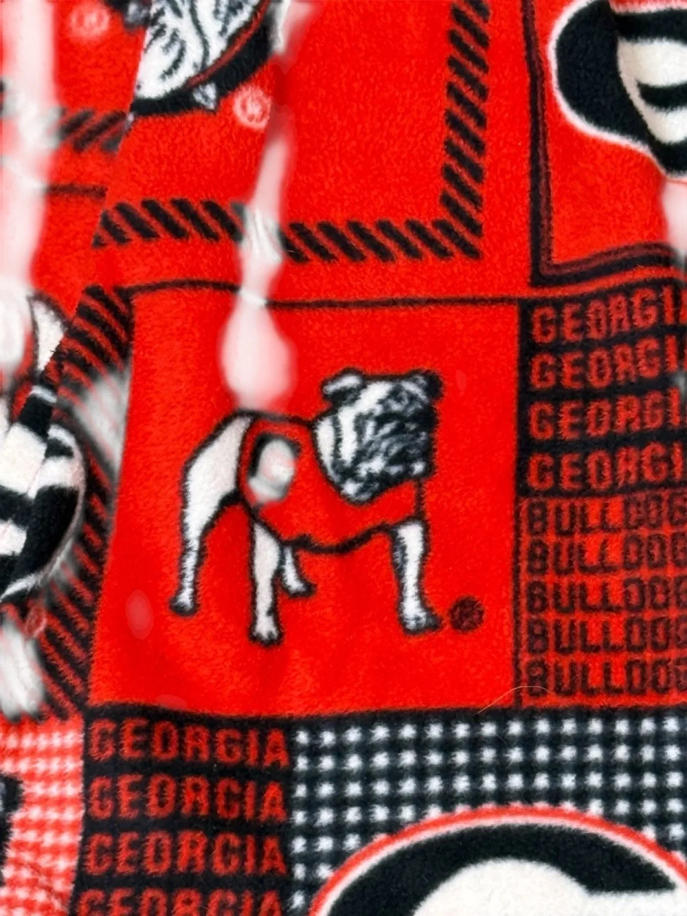 University of Georgia UGA DAWGS Bulldogs Red Team Logo Snuggie Wearable Blanket